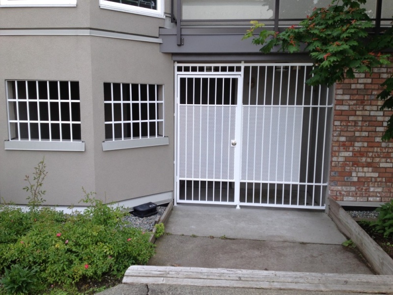 Aluminum Gates QS Fencing Ltd.